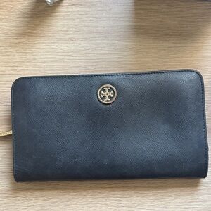 Tory Burch Black Leather Continental Zip Wallet with Gold Logo